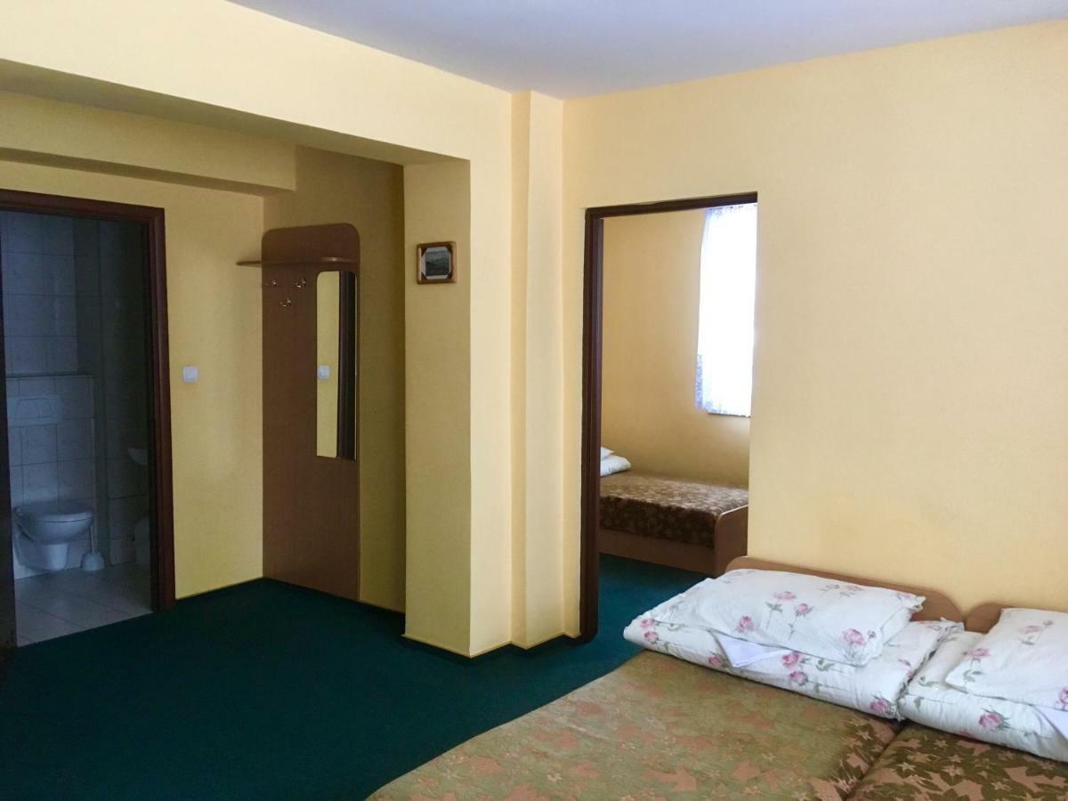 Pokoje Goscinne "Tecza" Zakopane Exteriör bild